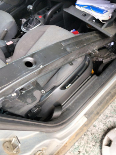 REFUERZO PARAGOLPES DELANTERO SEAT ALTEA (5P1) 