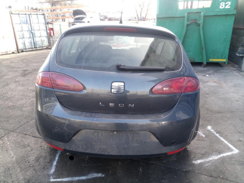  SEAT LEON (1P1) 