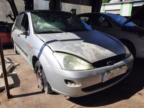  FORD FOCUS BERLINA (CAK) 