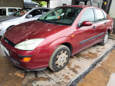 FORD FOCUS BERLINA (CAK)