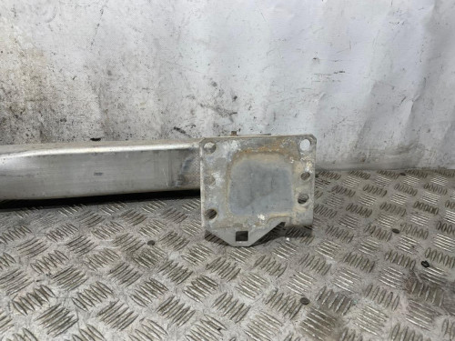 REFUERZO PARAGOLPES DELANTERO 