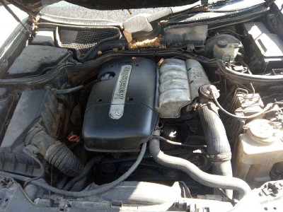 MERCEDES-BENZ CLASE E (BM 210) BERLINA