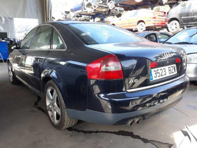 AUDI A6 BERLINA (4B2)