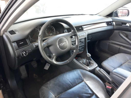  AUDI A6 BERLINA (4B2) 