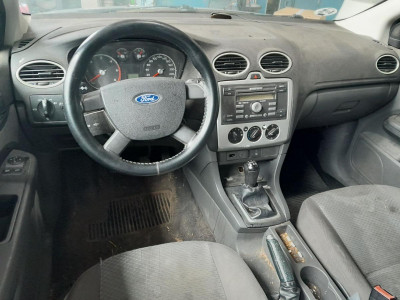 FORD FOCUS BERLINA (CAP)