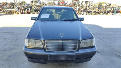 MERCEDES-BENZ CLASE C (BM 202) BERLINA