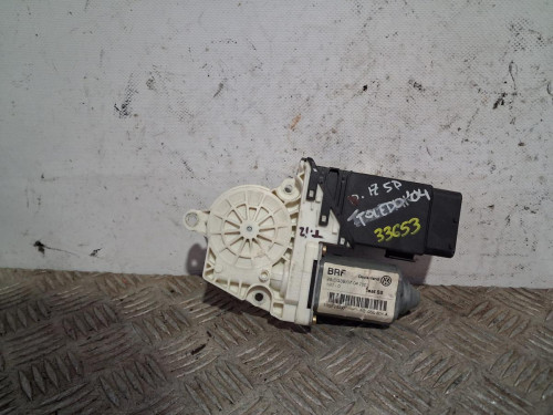 MOTOR ELEVALUNAS DELANTERO IZQUIERDO 