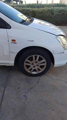 ALETA DELANTERA DERECHA Honda Civic 5 puertas (EU7/8)(2001->)