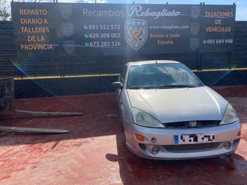  FORD FOCUS BERLINA (CAK) 