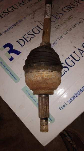 TRANSMISION DELANTERA DERECHA 