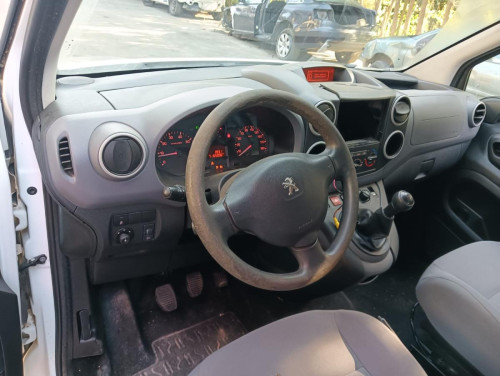 PEUGEOT PARTNER TEPEE — vehículo donante para recambios 