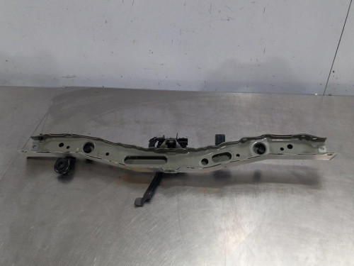  TRAVESAÑO SUPERIOR TOYOTA AURIS (E18) 