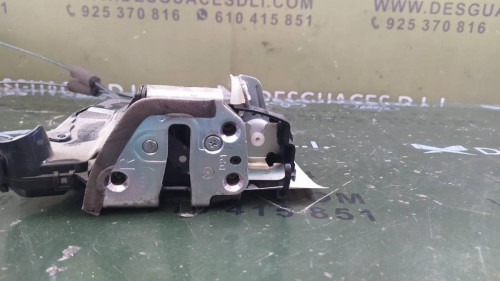 CERRADURA PUERTA DELANTERA DERECHA Toyota LAND CRUISER (J15) 