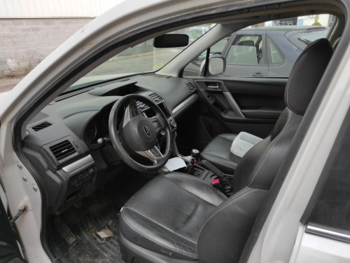 SUBARU FORESTER (S13/SJ) — vehículo donante para recambios 