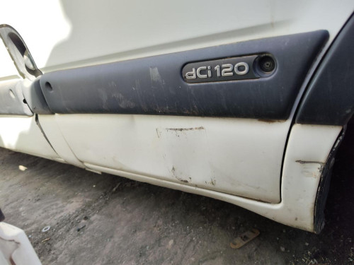 PUERTA DELANTERA DERECHA NISSAN INTERSTAR (X70) 
