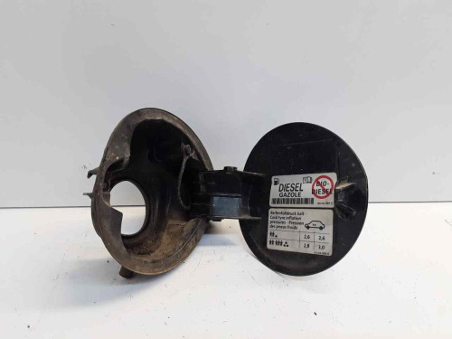 TAPA EXTERIOR COMBUSTIBLE Volkswagen PASSAT VARIANT (3C5) 