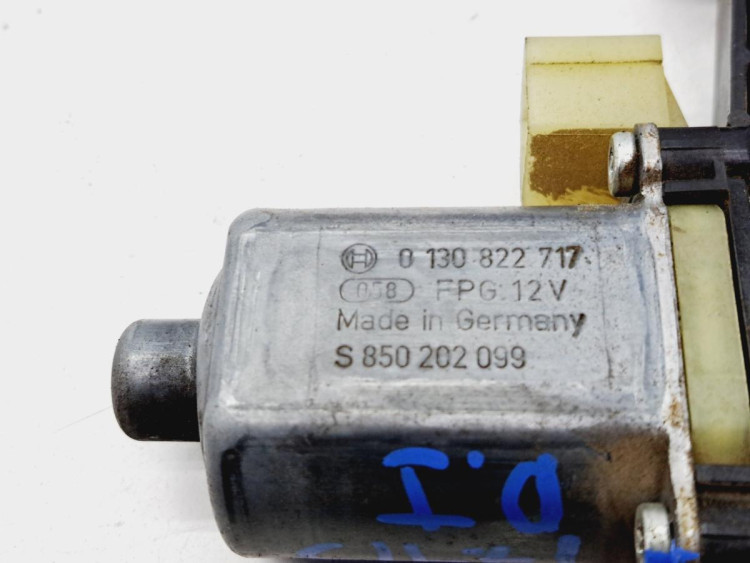MOTOR ELEVALUNAS DELANTERO IZQUIERDO