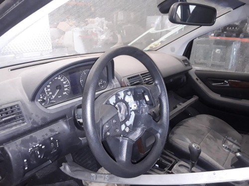 MERCEDES-BENZ CLASE A (BM 169) — vehículo donante para recambios 