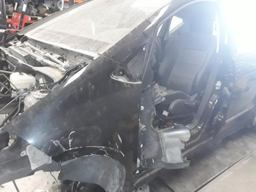 MERCEDES-BENZ CLASE A (BM 169) — vehículo donante para recambios 