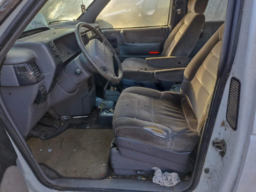 CHRYSLER VOYAGER ES — автомобиль-донор на запчасти 