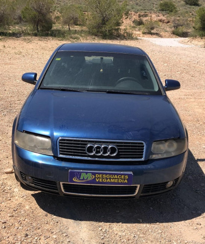 AUDI A4 BERLINA (8E) — автомобиль-донор на запчасти 