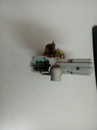 CERRADURA PUERTA TRASERA DERECHA Nissan TERRANO II (R20) 