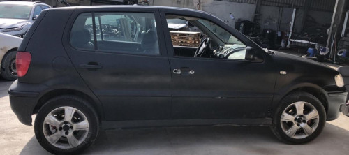 VOLKSWAGEN POLO III BERLINA (6N2) — vehículo donante para recambios 