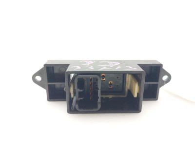 MANDO ELEVALUNAS DELANTERO DERECHO, MITSUBISHI, COLT CZ3 BERL. 3 (Z30)