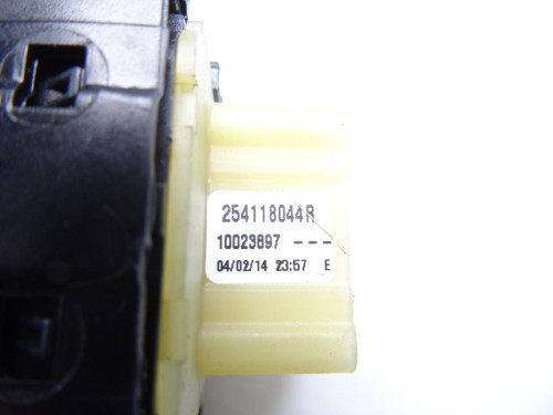  MANDO ELEVALUNAS DELANTERO IZQUIERDO RENAULT CLIO IV 