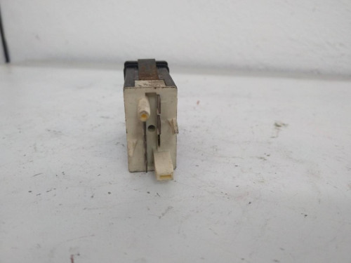  INTERRUPTOR AUDI A4 BERLINA (B5) 