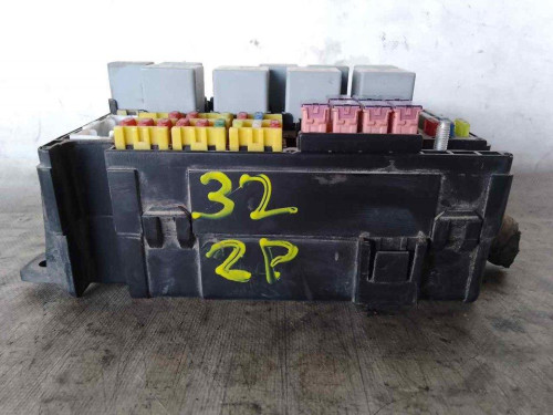 CAJA RELES / FUSIBLES Daewoo KALOS 