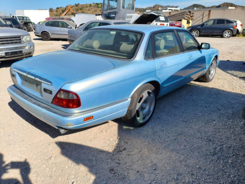  JAGUAR XJ 