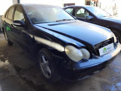 MERCEDES-BENZ CLASE C (BM 203) BERLINA