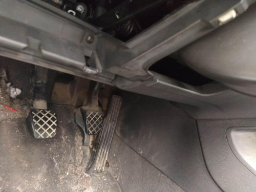  PEDAL EMBRAGUE VOLKSWAGEN GOLF V (1K1)(10.2003) 