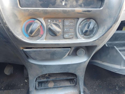 MANDO CALEFACCION / AIRE ACONDICIONADO Nissan Terrano II (R20)(02.1993->)