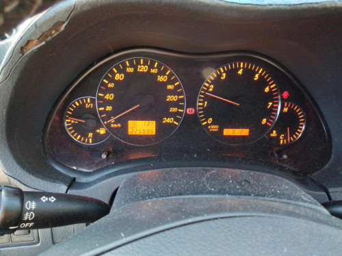  TOYOTA AVENSIS BERLINA (T25) 