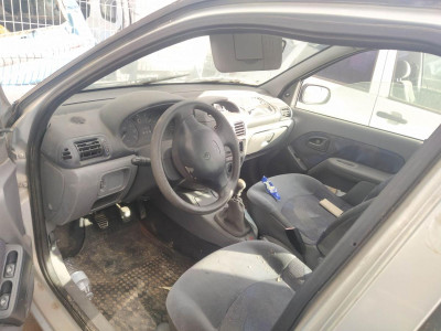 RENAULT CLIO II FASE I (B/CB0)