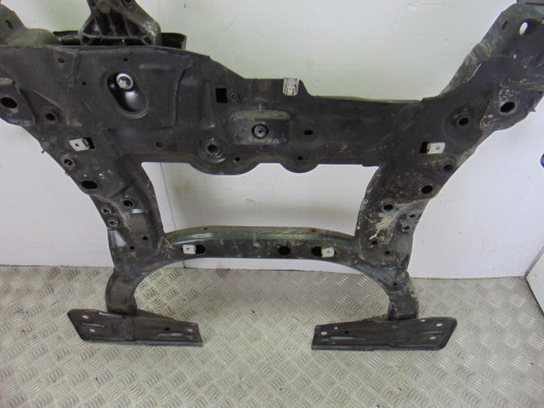 PUENTE DELANTERO, MERCEDES-BENZ, CLASE CLA (BM 117)