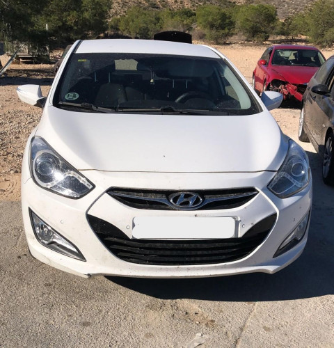HYUNDAI I40 (VF) — vehículo donante para recambios 