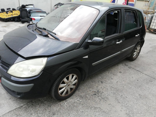 RENAULT SCENIC II (JM) — vehículo donante para recambios 