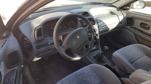  RENAULT LAGUNA (B56) 