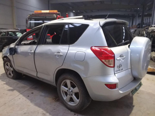 TOYOTA RAV4 (A3) — автомобиль-донор на запчасти 