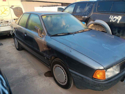 AUDI 80 (811/813)