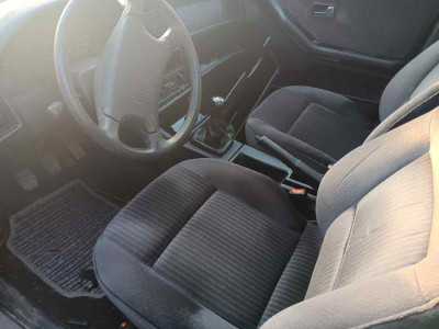 AUDI 80 (811/813)