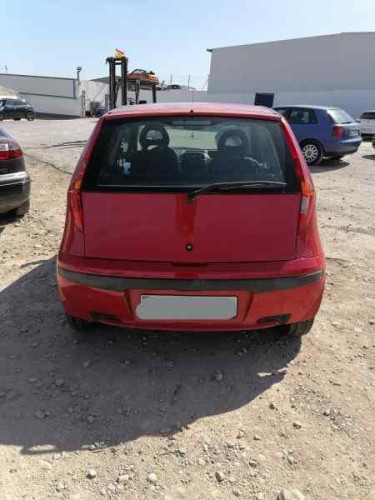 FIAT II PUNTO (188) BERLINA — vehículo donante para recambios 