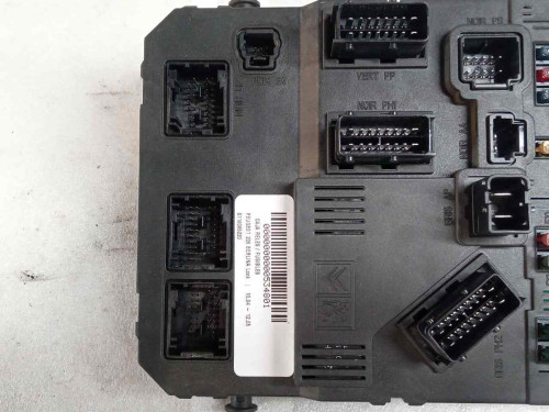  CAJA RELES / FUSIBLES PEUGEOT 206 