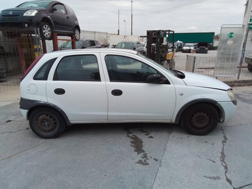 OPEL CORSA C — автомобиль-донор на запчасти 