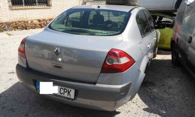 RENAULT MEGANE II CLASSIC BERLINA