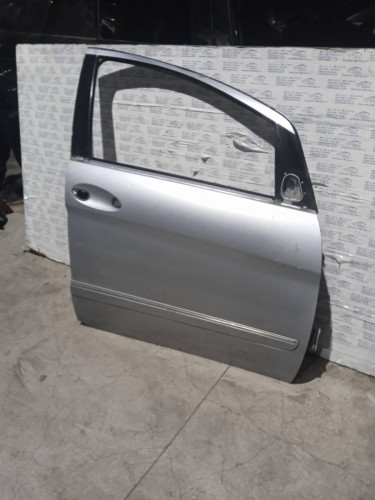  PUERTA DELANTERA DERECHA 