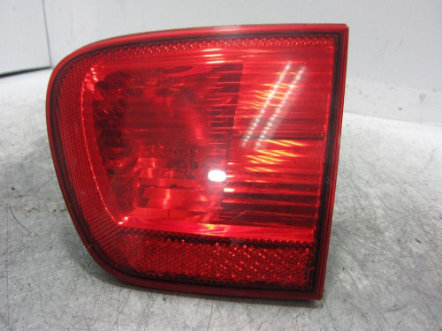 PILOTO TRASERO DERECHO INTERIOR Seat IBIZA (6K1) 